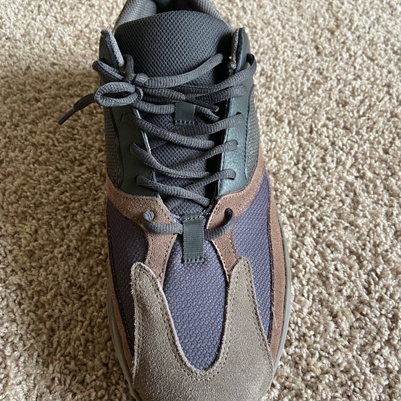 Yeezy 700 ‘Muave’ V2 Size 14 - Picture 14 of 14